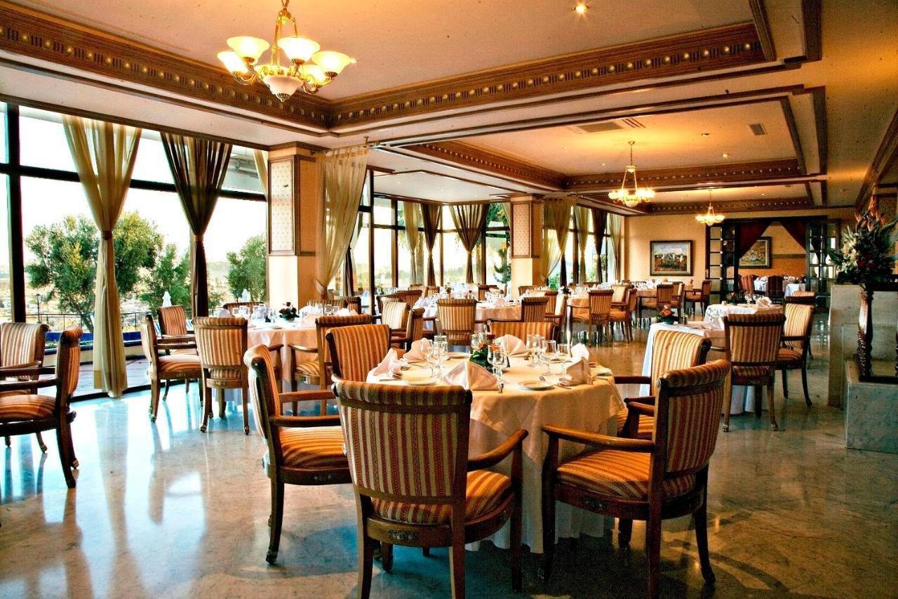 Les Merinides Fes Restaurant photo